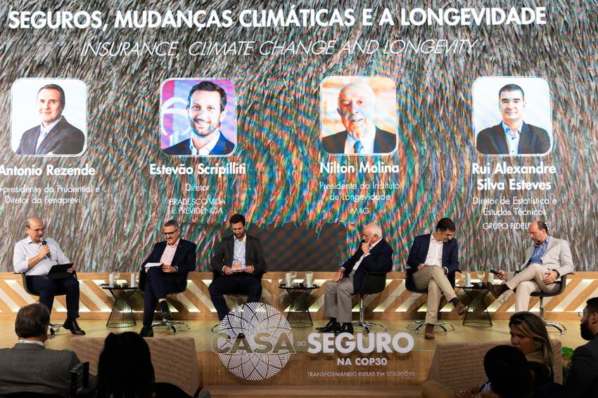 Leia mais sobre o artigo Casa do Seguro: Fórum Clima, Vida e Longevidade mostra como seguros e previdência podem impulsionar um Brasil mais resiliente