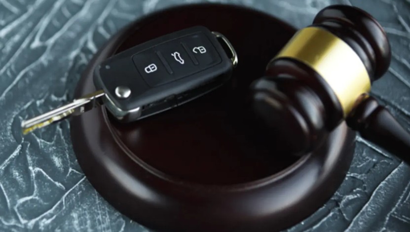 No momento, você está visualizando Por que deixar a chave no carro, mesmo na garagem, pode fazer o segurado perder a indenização