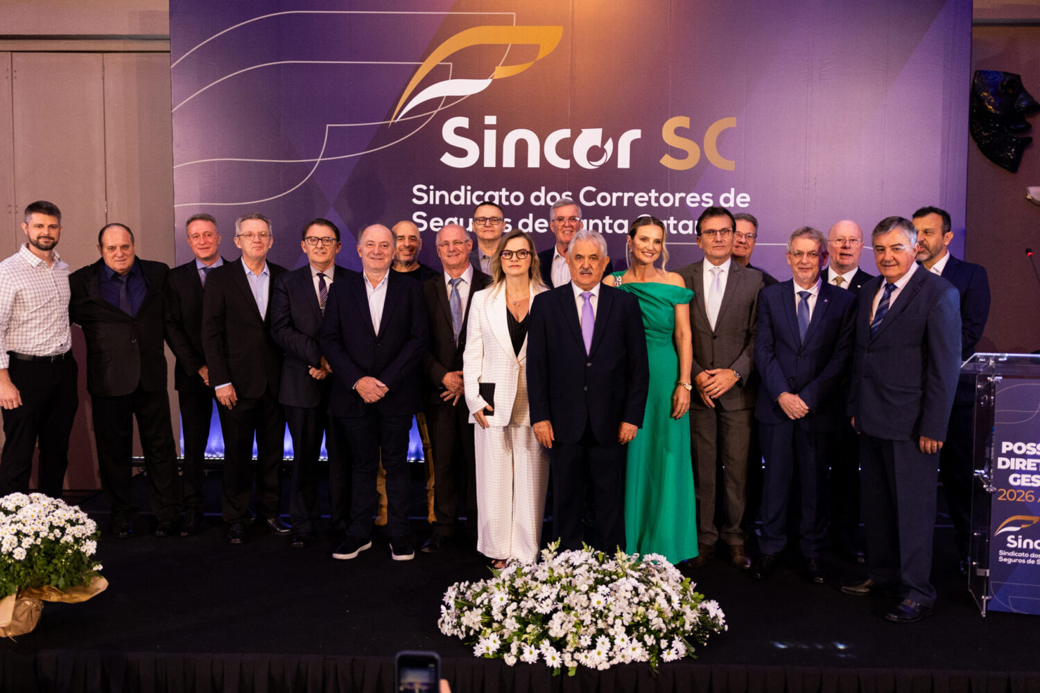 No momento, você está visualizando Sincor-SC empossa nova diretoria e reúne mercado em cerimônia