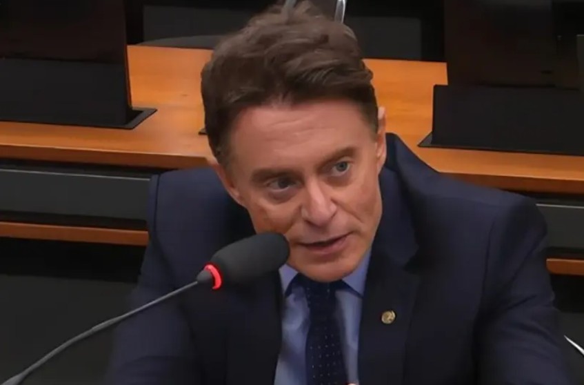 Leia mais sobre o artigo Projeto cria seguro gratuito para entregadores de aplicativos