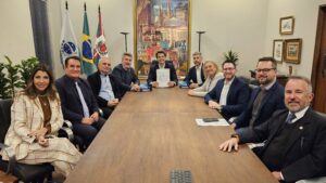 Leia mais sobre o artigo Prefeito de Curitiba e presidente da Câmara defendem educação securitária nas escolas