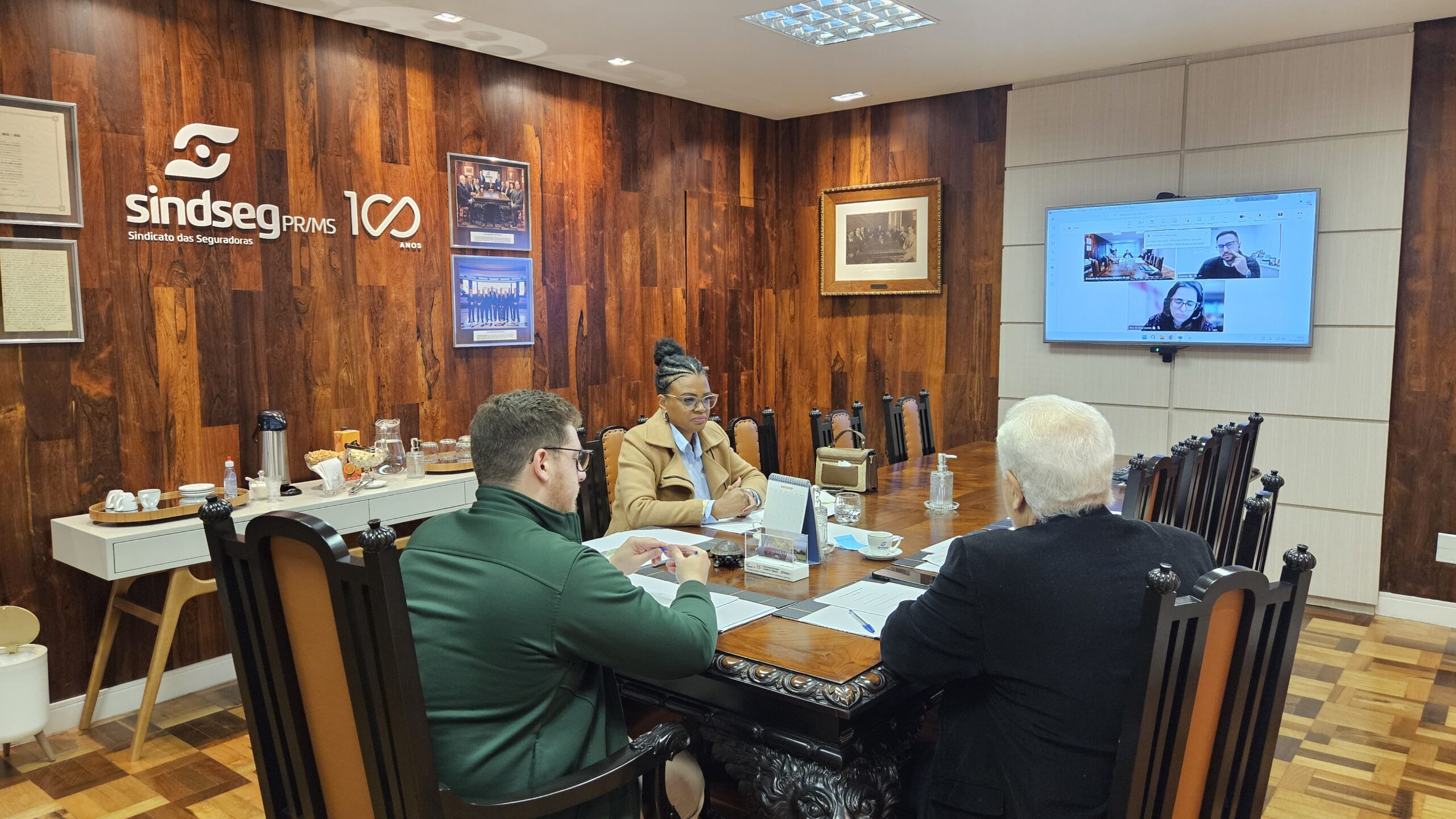 No momento, você está visualizando Impactos climáticos e novas regulamentações em debate no mercado de seguros do PR e MS